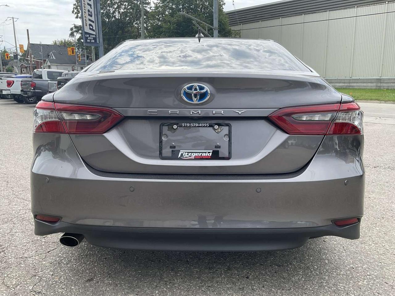 2021 Toyota Camry XLE - LEATHER! NAV! 360 CAM! HUD! SUNRIOOF! Photo