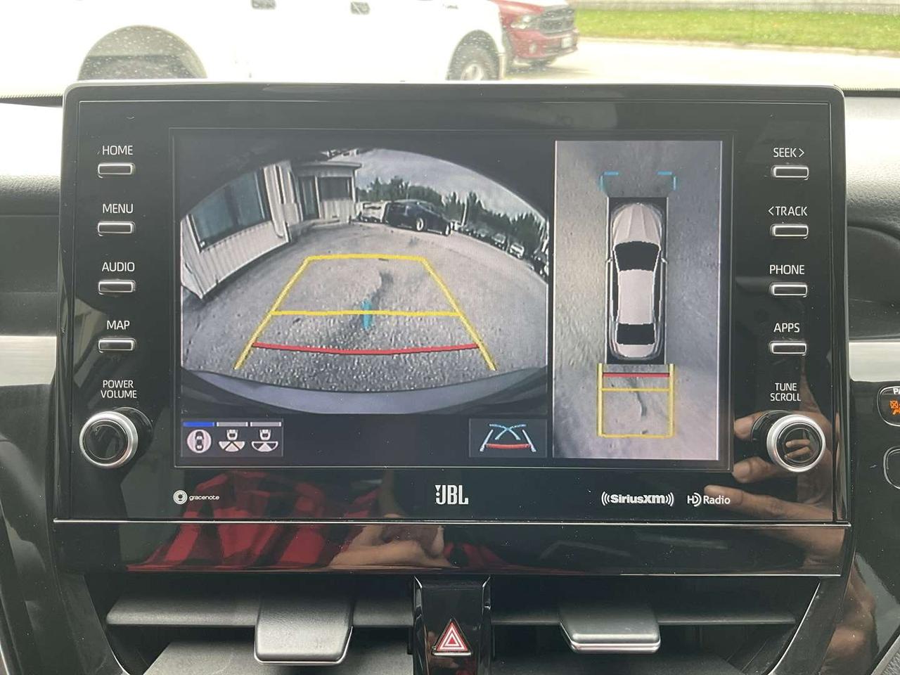 2021 Toyota Camry XLE - LEATHER! NAV! 360 CAM! HUD! SUNRIOOF! Photo