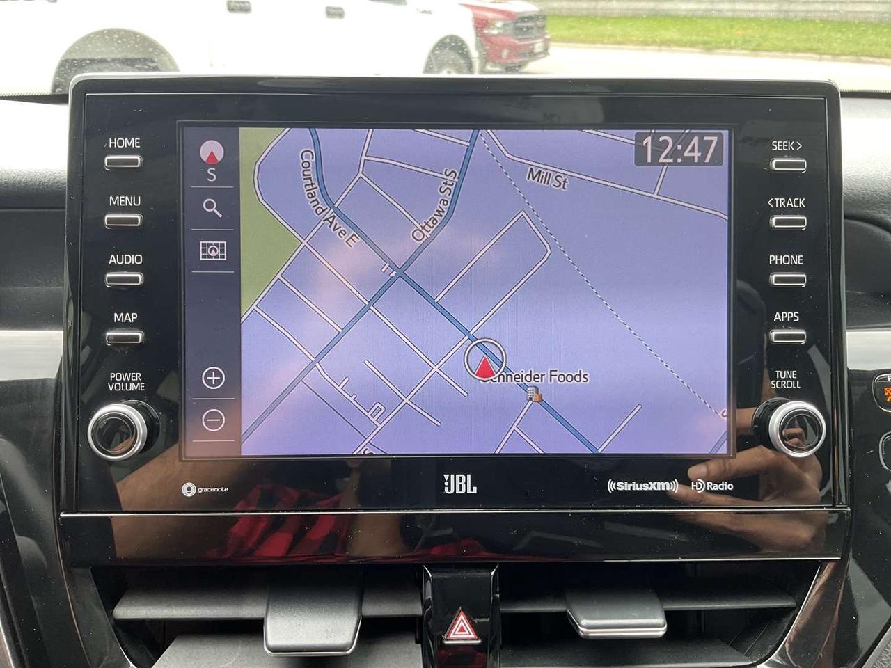 2021 Toyota Camry XLE - LEATHER! NAV! 360 CAM! HUD! SUNRIOOF! Photo