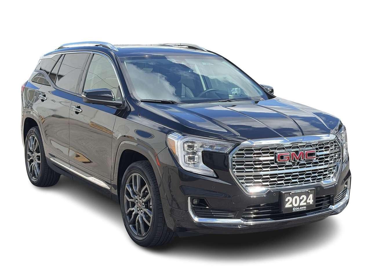 2024 GMC Terrain AWD Denali ONE OWNER   CLEAN CARFAX    PANORAMIC S Photo2