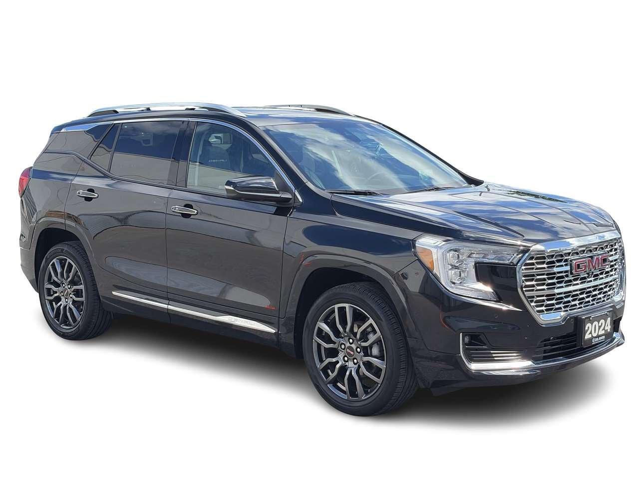 2024 GMC Terrain AWD Denali ONE OWNER   CLEAN CARFAX    PANORAMIC S Photo1