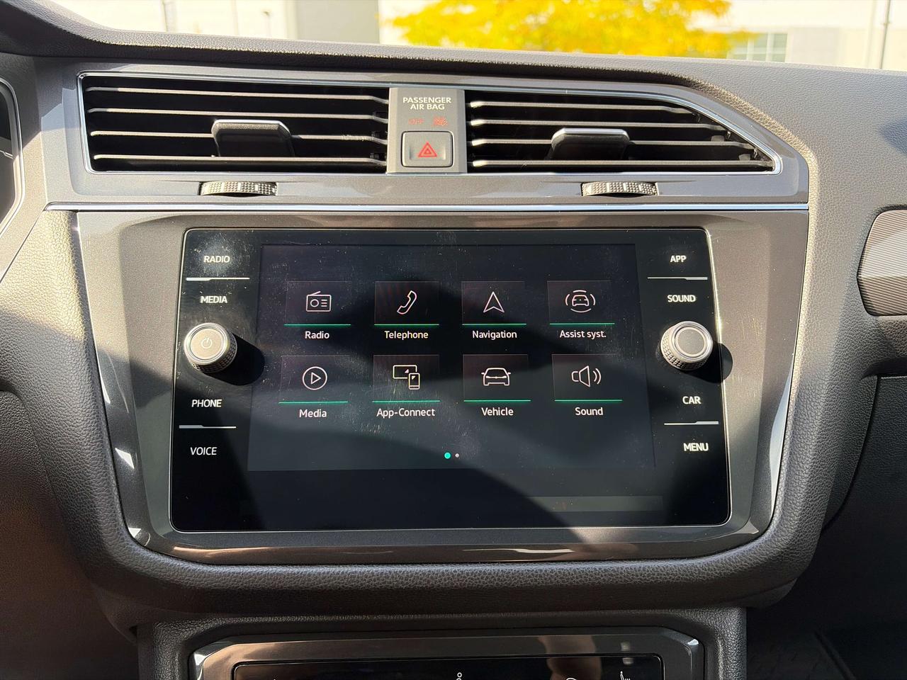 2023 Volkswagen Tiguan Comfortline R-Line Black Edition Photo