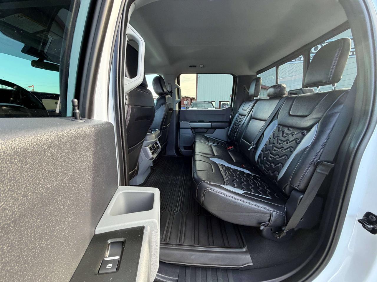 2024 Ford F-450 XLT Photo