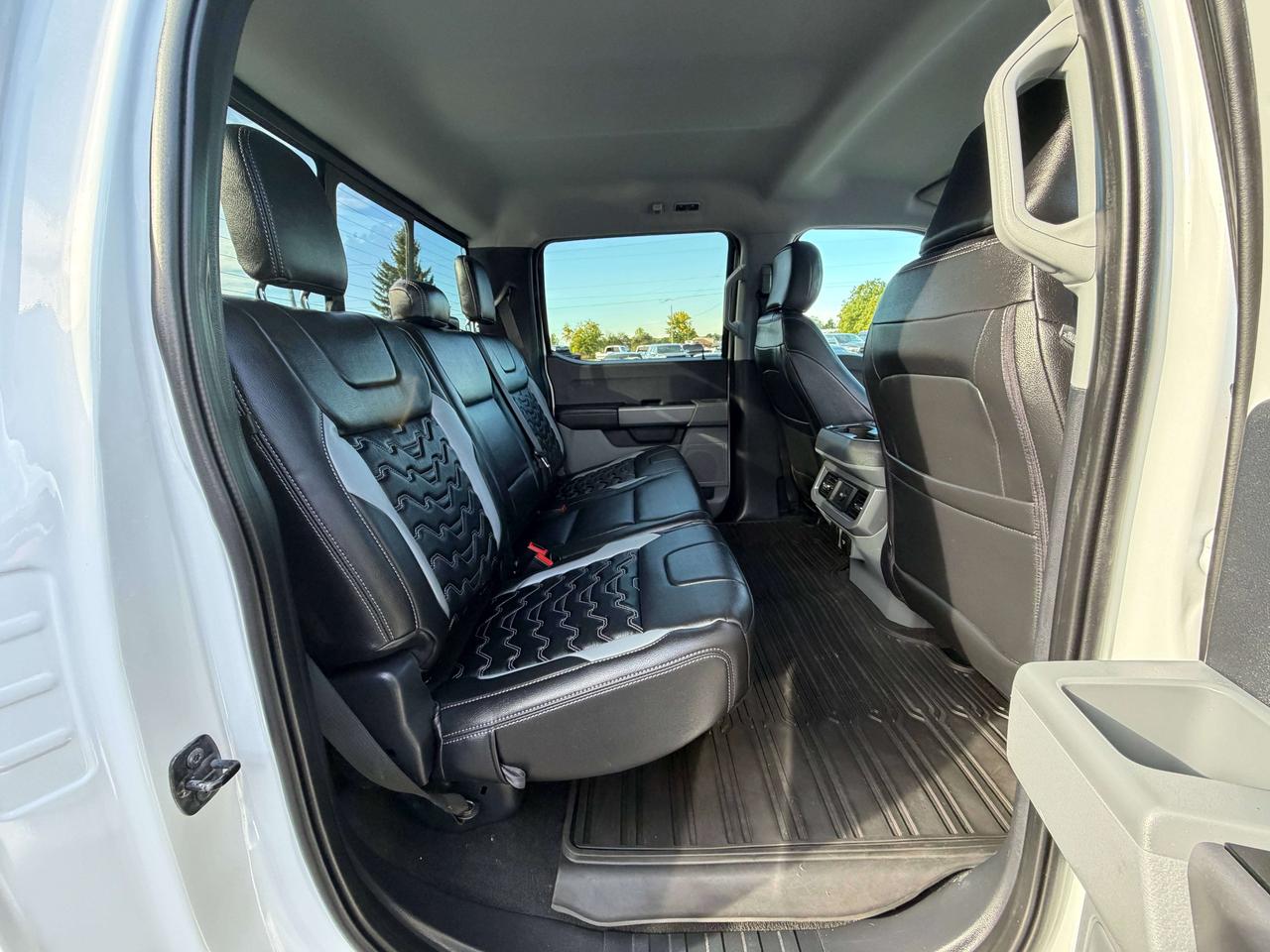2024 Ford F-450 XLT Photo
