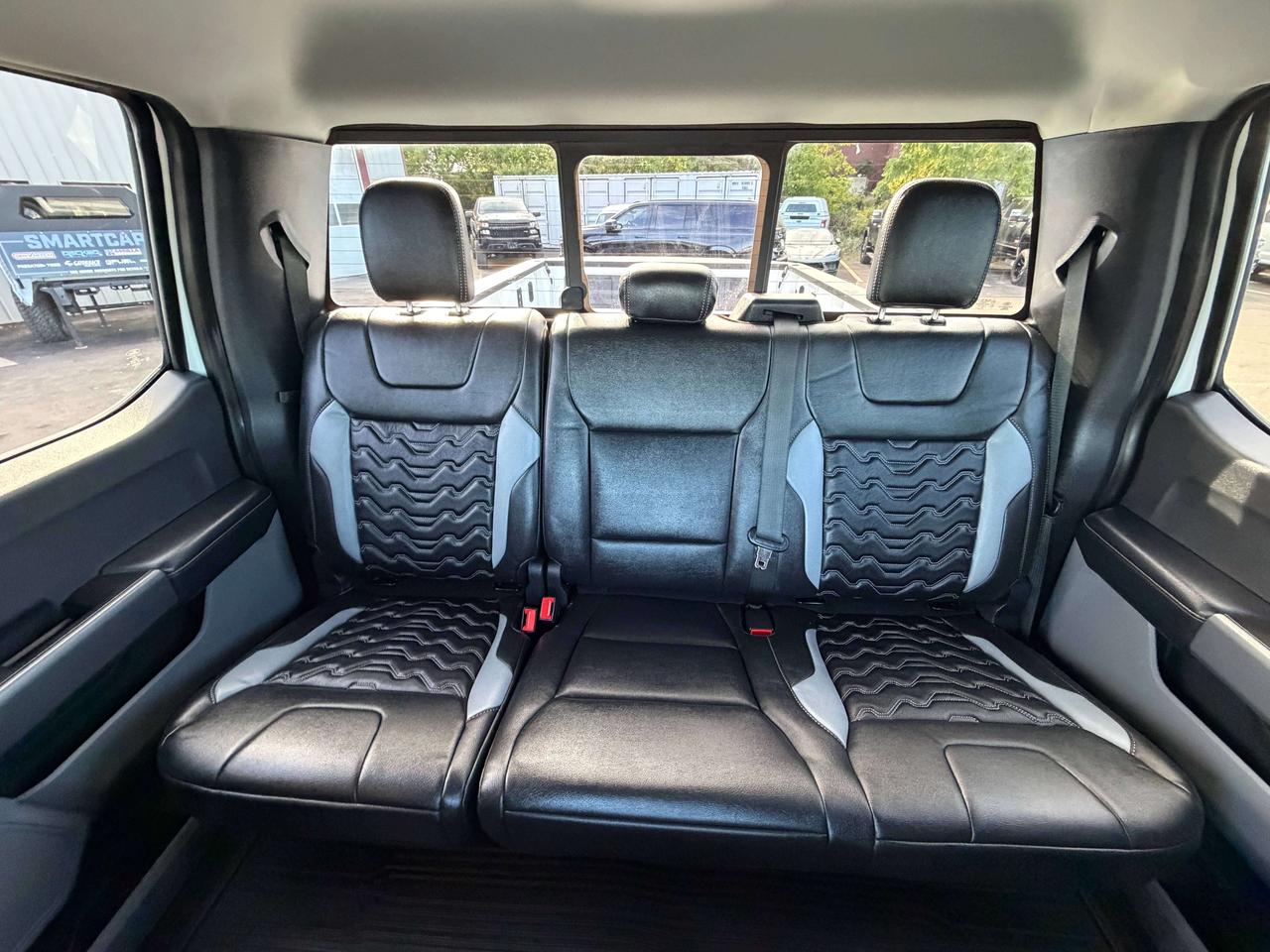2024 Ford F-450 XLT Photo