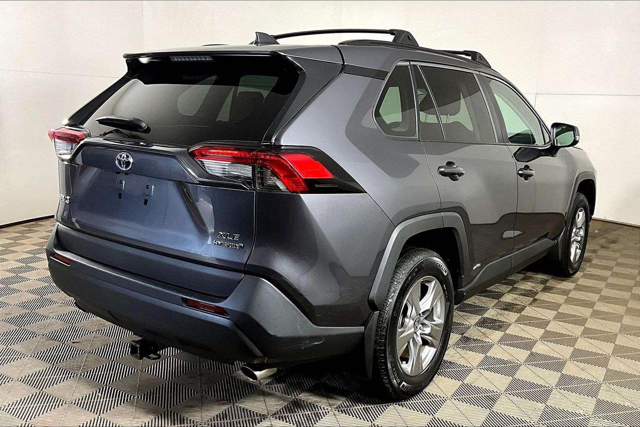 2023 Toyota RAV4 Hybrid XLE AWD Photo