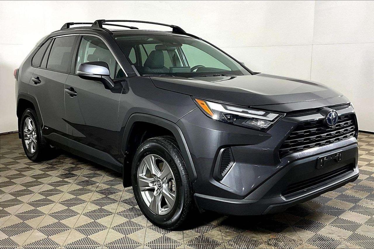 2023 Toyota RAV4 Hybrid XLE AWD Photo