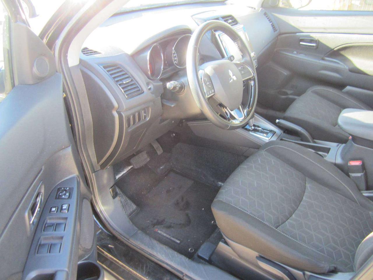 2024 Mitsubishi RVR SE AWC NO ACCIDENTS! 1 PRICE ONLY! NO SAFETY FEES! Photo