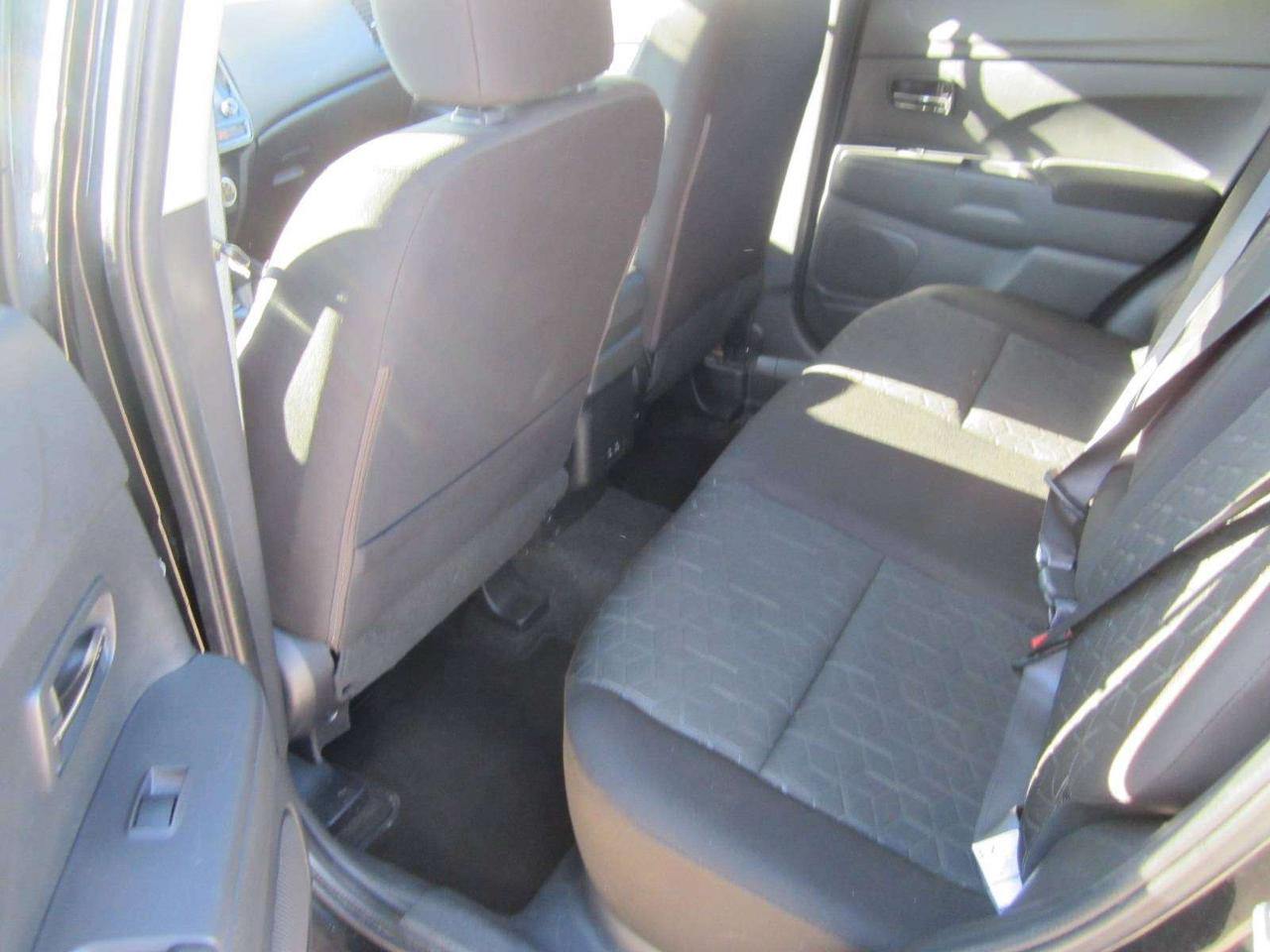 2024 Mitsubishi RVR SE AWC NO ACCIDENTS! 1 PRICE ONLY! NO SAFETY FEES! Photo