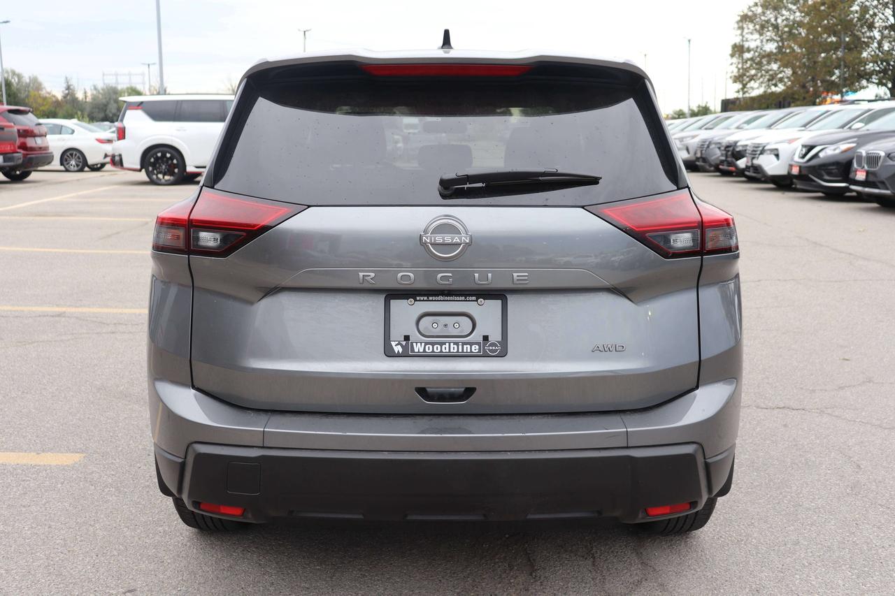 2026 Nissan Rogue S AWD CLEAN CARFAX LOW KMS CARPLAY HEATED SEATS Photo