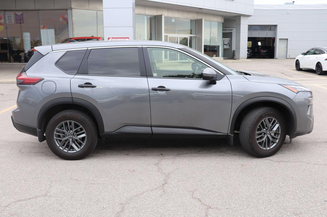 2026 Nissan Rogue S AWD CLEAN CARFAX LOW KMS CARPLAY HEATED SEATS Photo