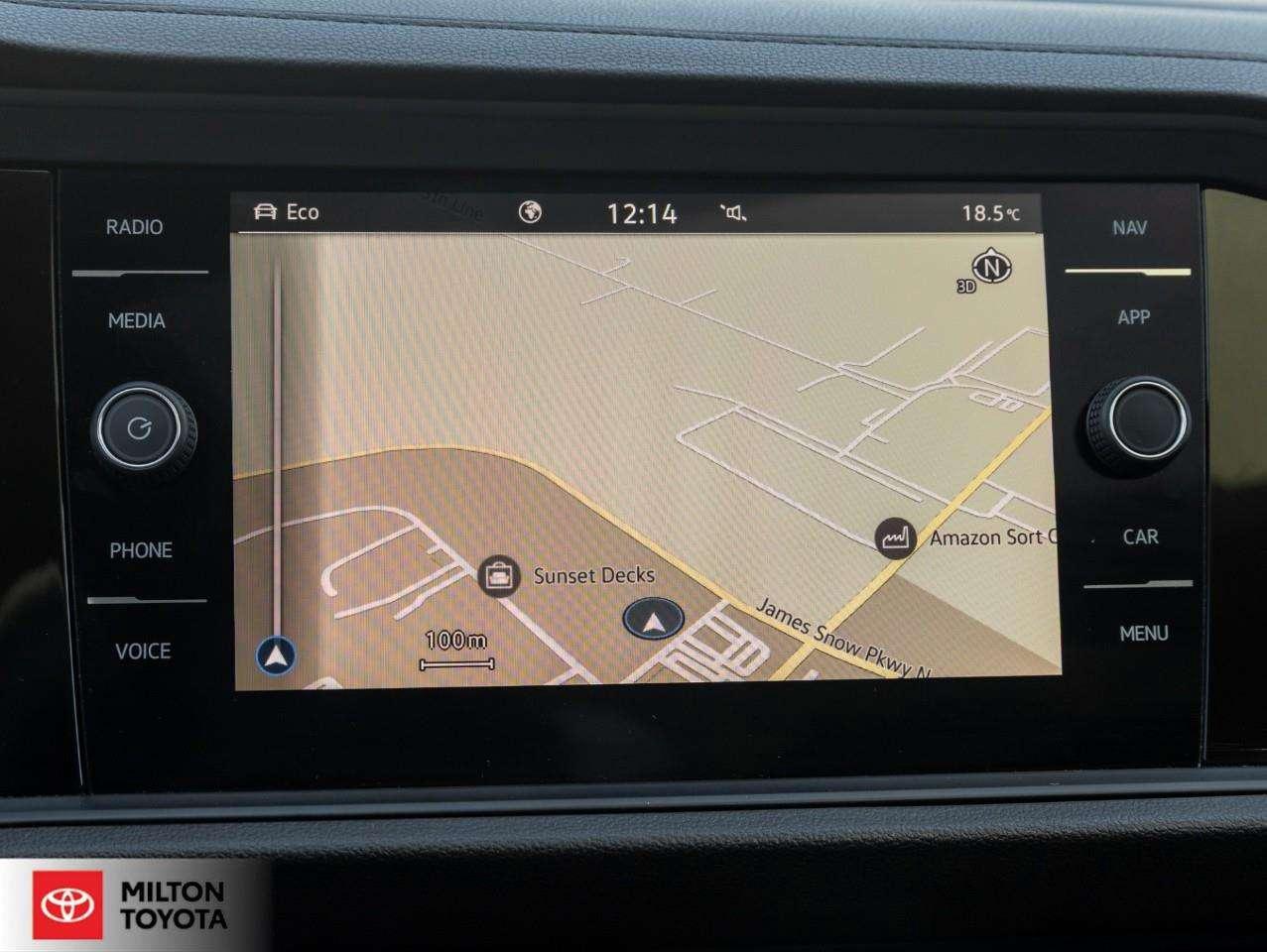 2022 Volkswagen Jetta LEATHER SUNROOF CARPLAY ANDROID AUTO VENTILATED SEATS NAVIGATION ONE OWNER Highline Photo