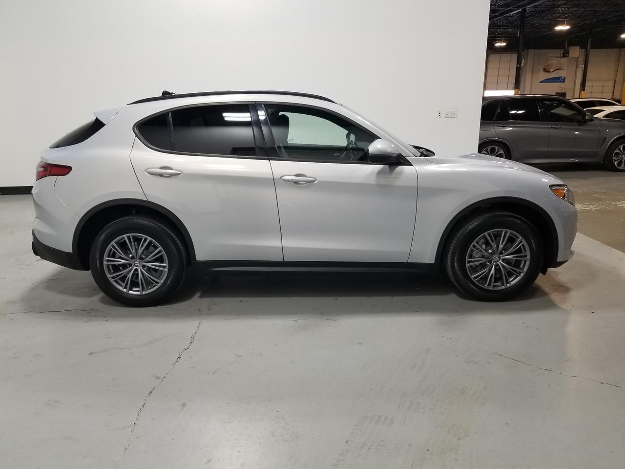 2022 Alfa Romeo Stelvio Sprint 4dr All-Wheel Drive Photo