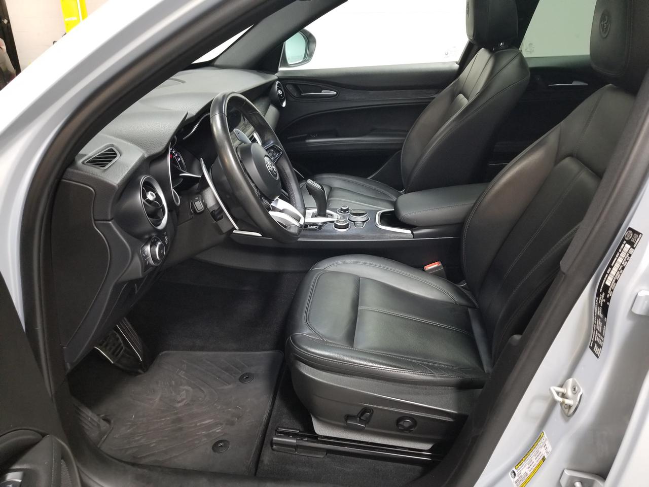 2022 Alfa Romeo Stelvio Sprint 4dr All-Wheel Drive Photo