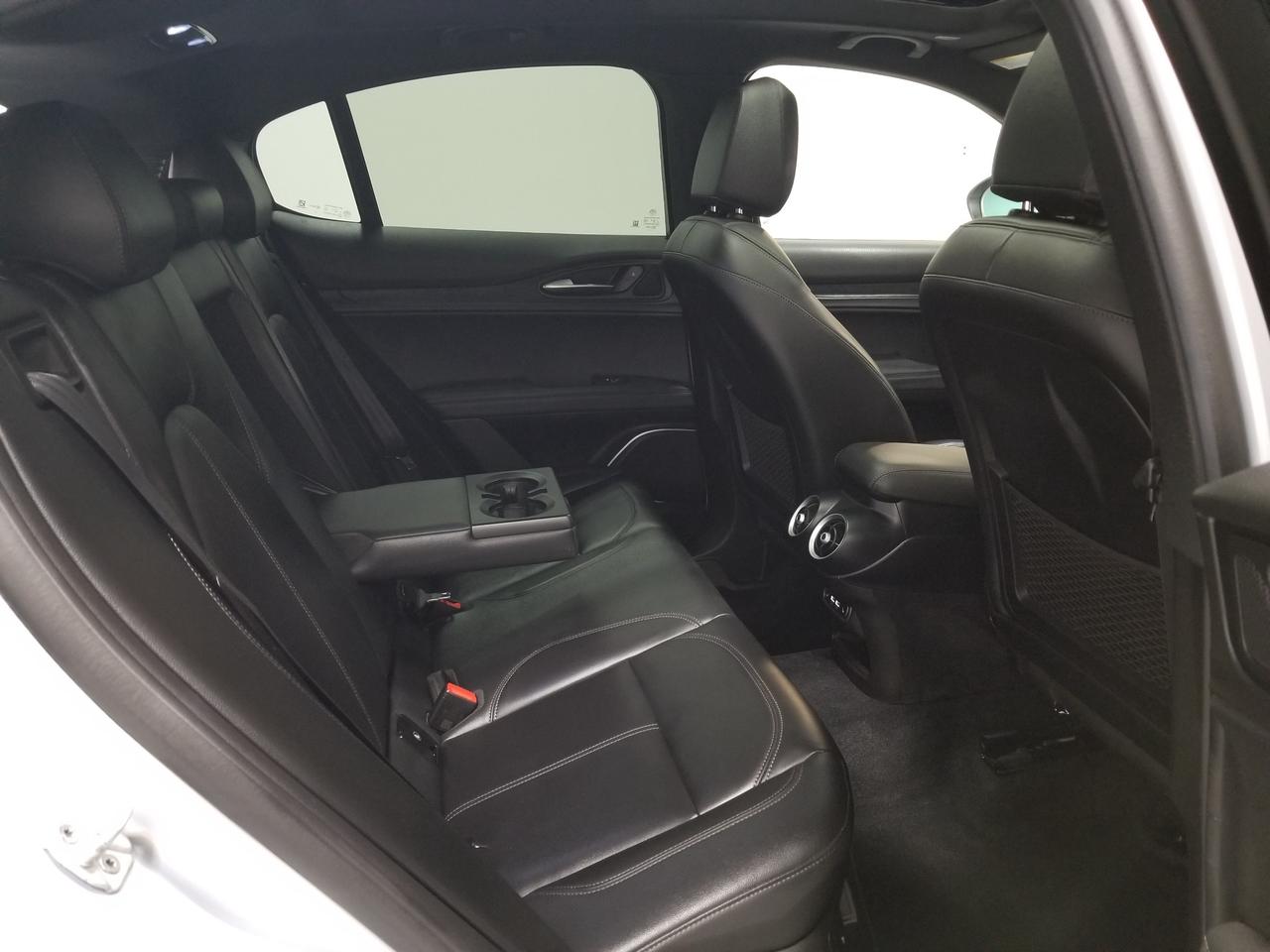 2022 Alfa Romeo Stelvio Sprint 4dr All-Wheel Drive Photo
