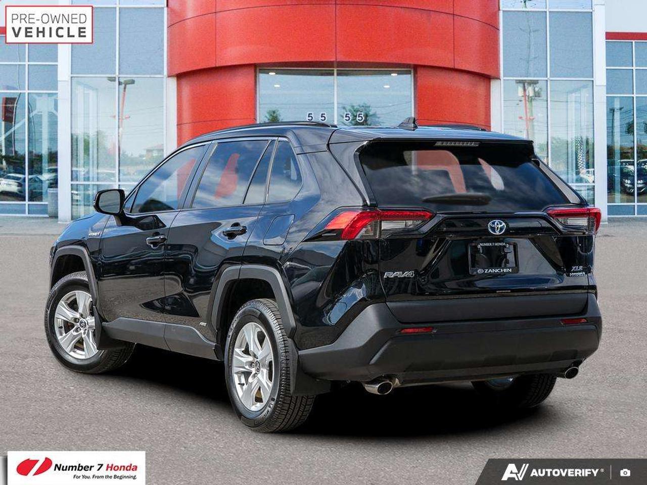 2021 Toyota RAV4 Hybrid XLE AWD *NO REPORTED ACCIDENTS*ONE OWNER Photo3