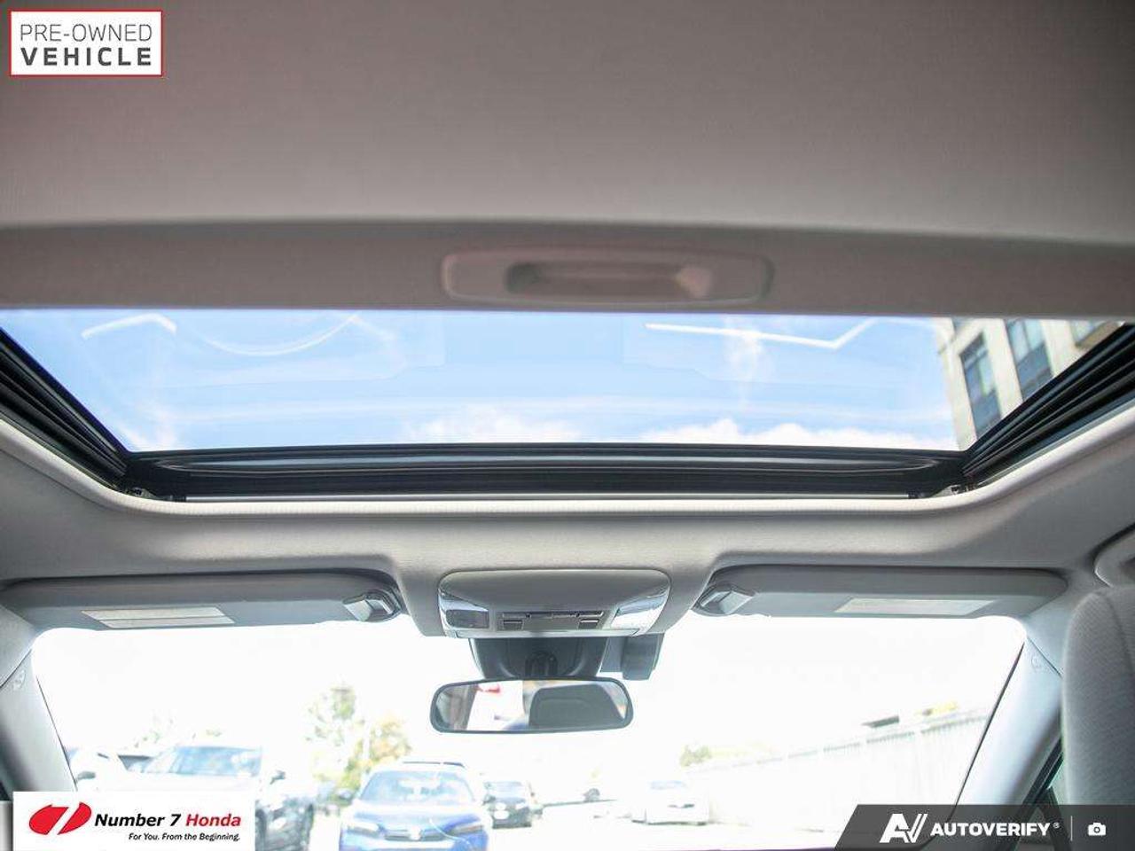 2021 Toyota RAV4 Hybrid XLE AWD *NO REPORTED ACCIDENTS*ONE OWNER Photo