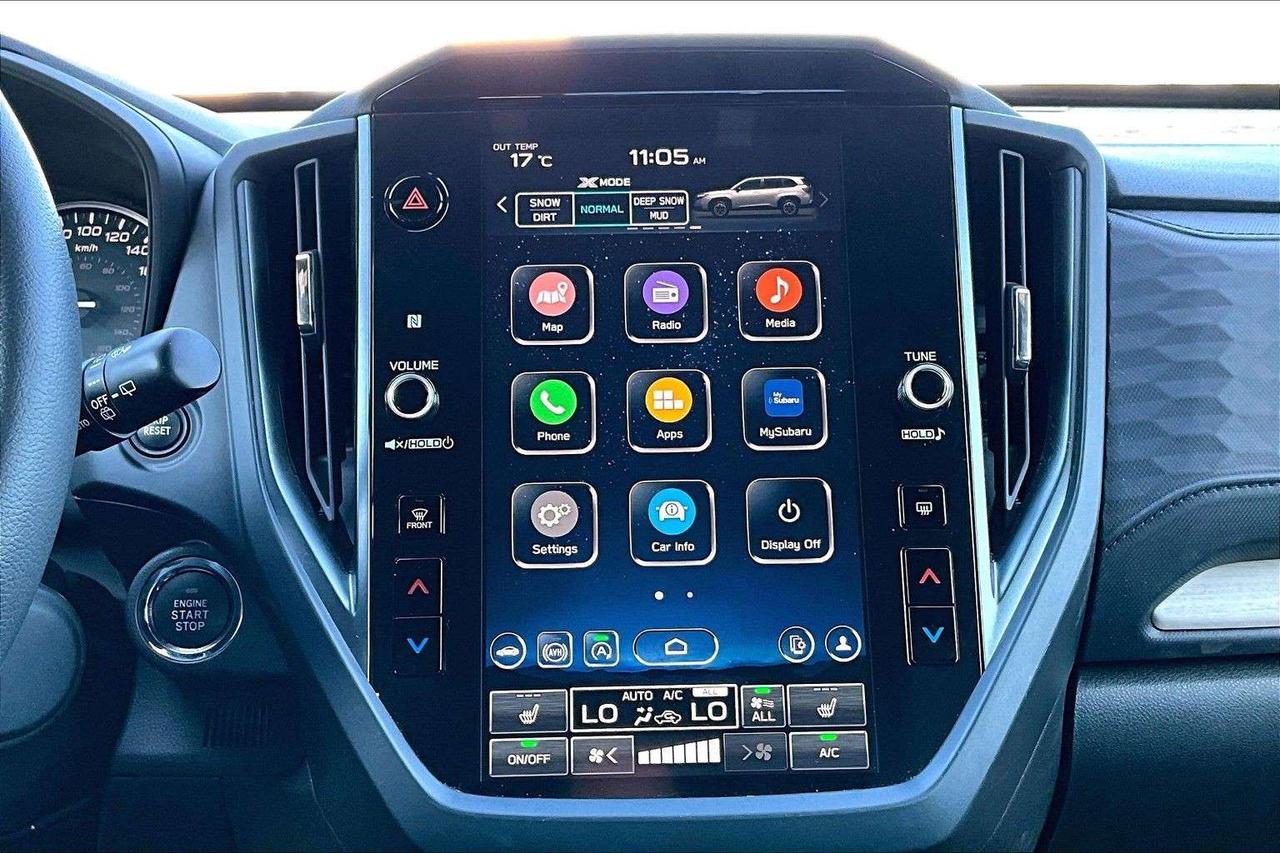 2025 Subaru Forester Navigation   Leather   Sunroof   CarPlay/Android A Photo