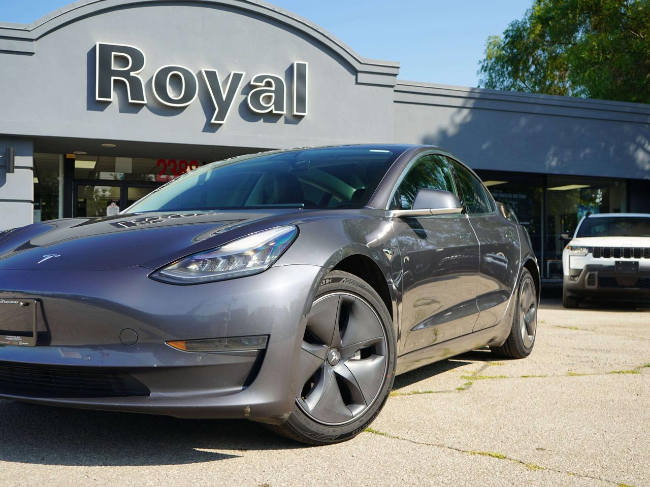 2019 Tesla Model 3 RANGE 354KMS, NAVI, RWD Photo2