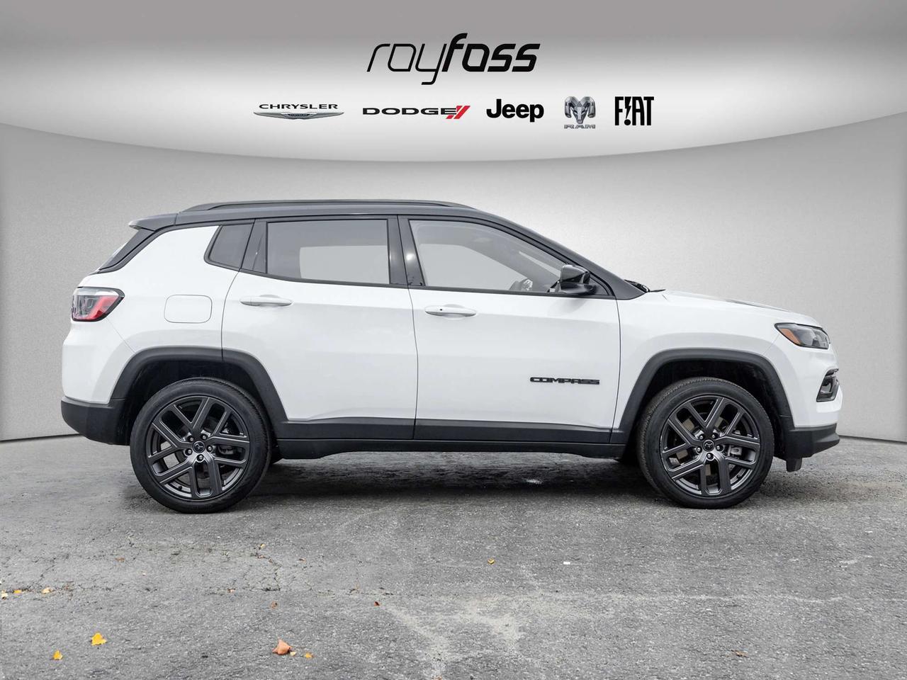 2026 Jeep Compass Limited   Sunroof   Leather   Navigation   Rmt St Photo