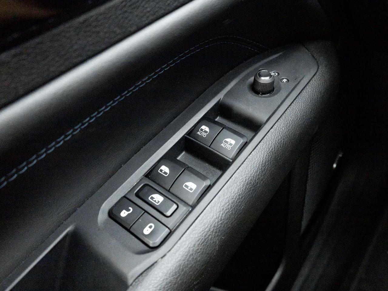 2026 Jeep Compass Limited   Sunroof   Leather   Navigation   Rmt St Photo