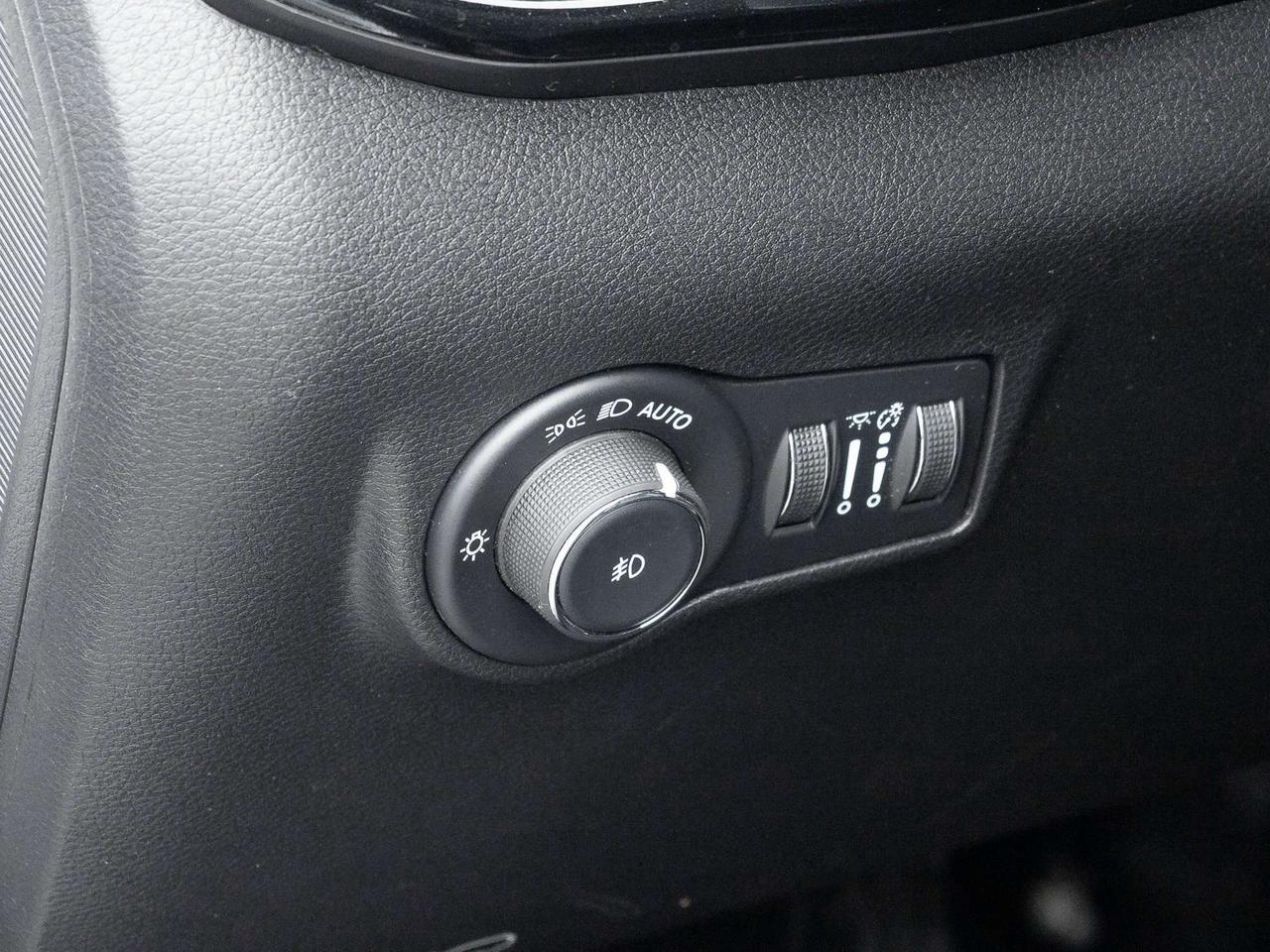 2026 Jeep Compass Limited   Sunroof   Leather   Navigation   Rmt St Photo