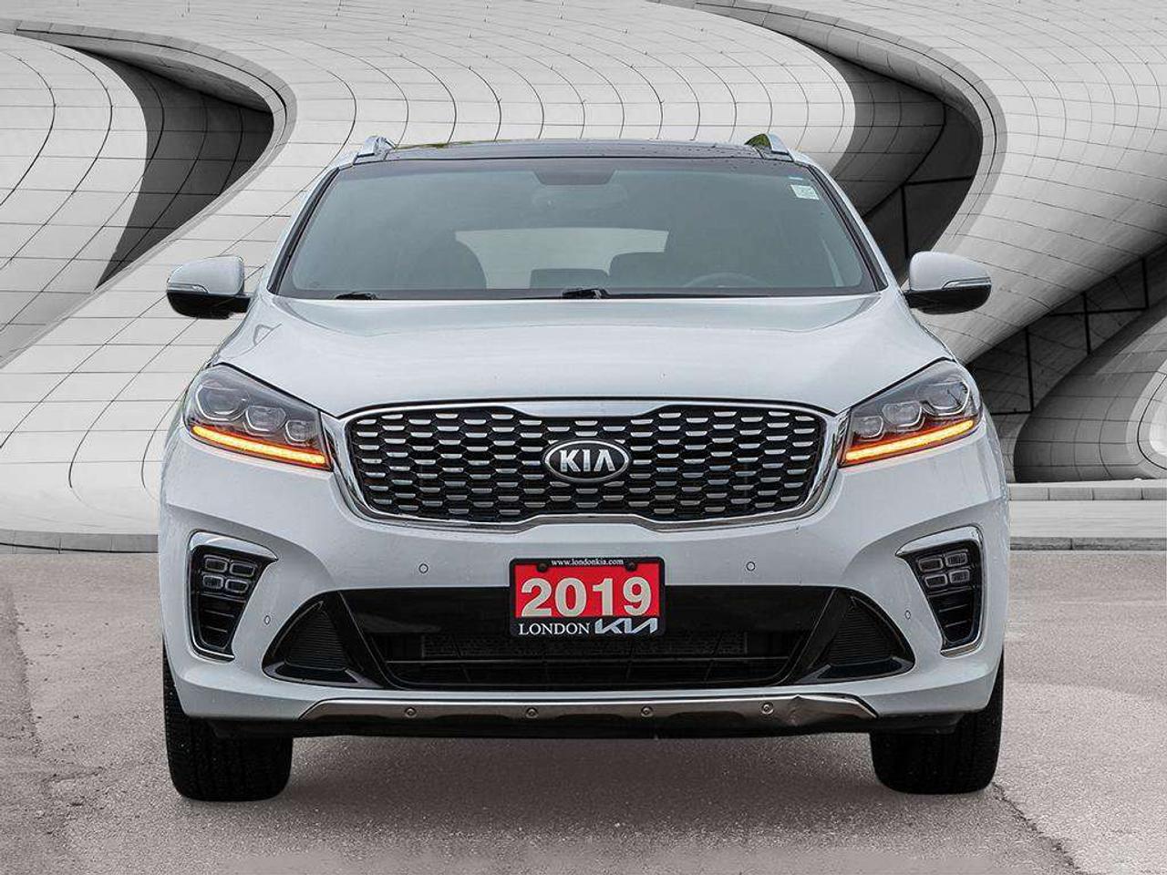 2019 Kia Sorento SX Photo
