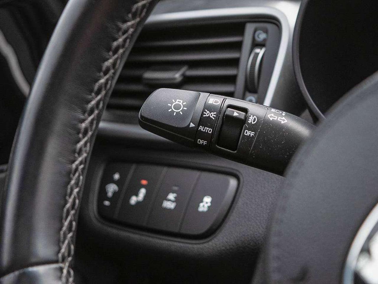 2019 Kia Sorento SX Photo