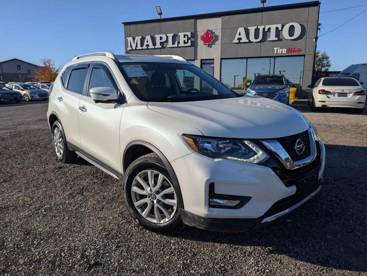 2018 Nissan Rogue SV AWD   NAV   PANOROOF   360 CAMERA   HTD SEATS Photo