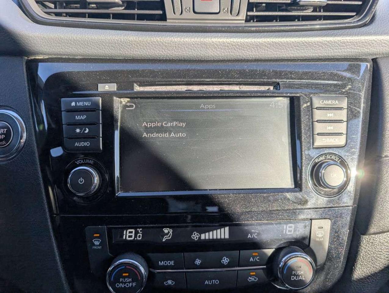 2018 Nissan Rogue SV AWD   NAV   PANOROOF   360 CAMERA   HTD SEATS Photo