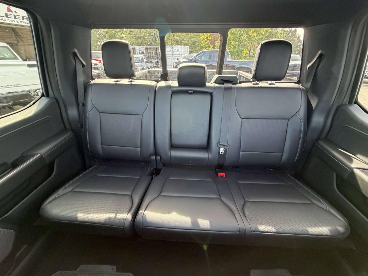 2025 Ford F-150 Lariat Photo