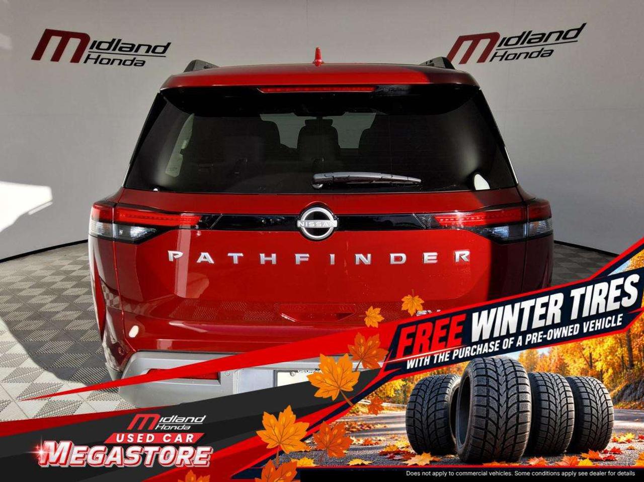 2024 Nissan Pathfinder SV Photo