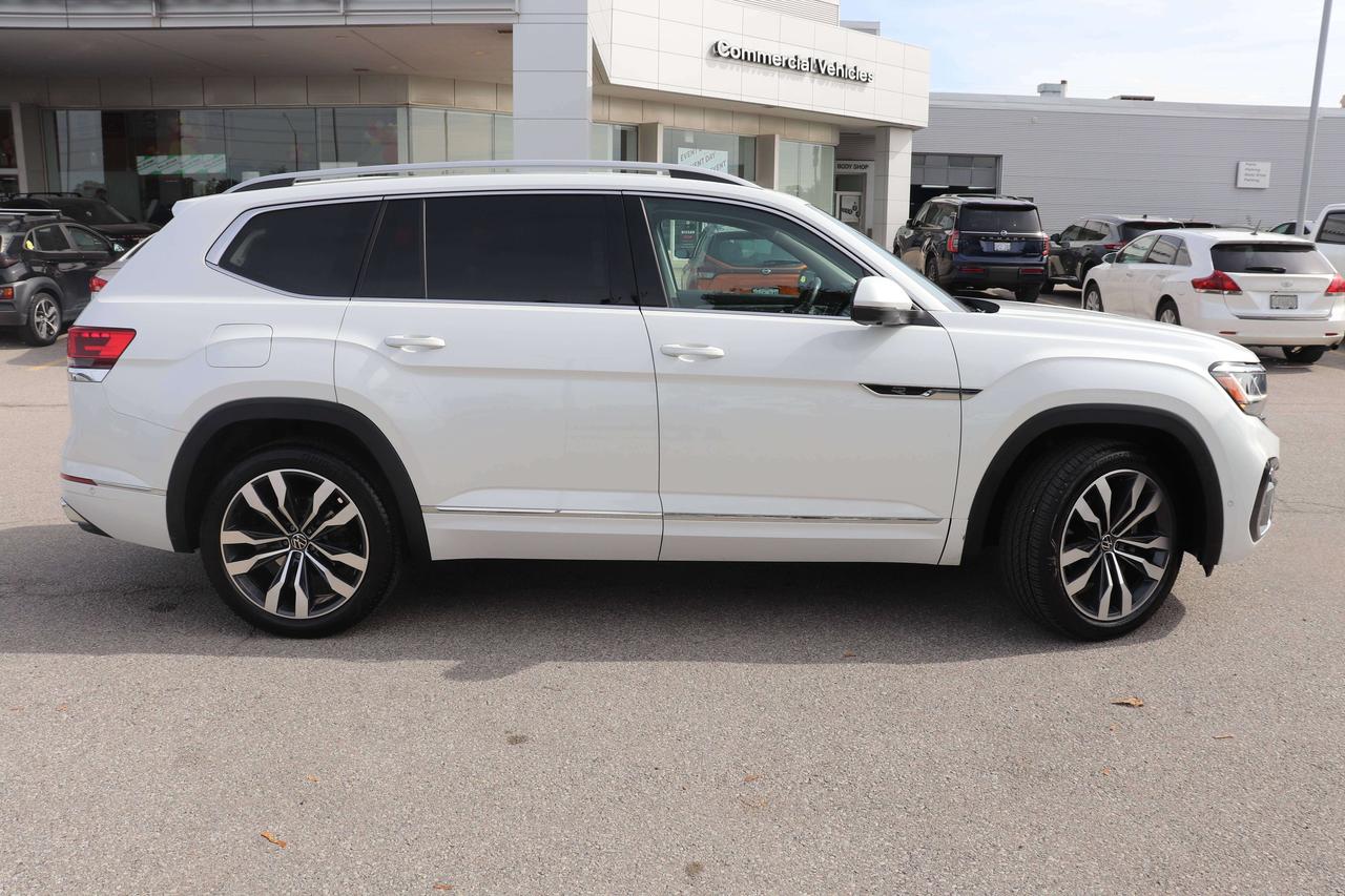 2022 Volkswagen Atlas EXECLINE   FULLY LOADED   WINTER TIRES Photo