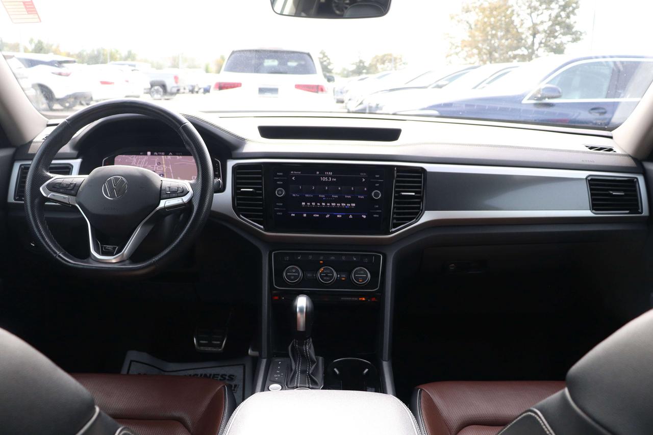 2022 Volkswagen Atlas EXECLINE   FULLY LOADED   WINTER TIRES Photo