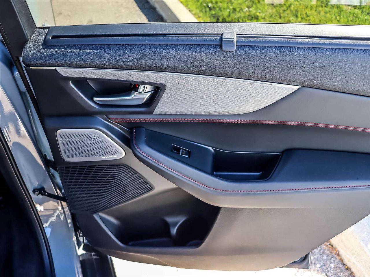 2026 Acura MDX Platinum Elite A-Spec Photo
