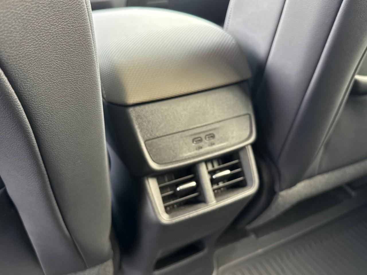 2027 Chevrolet Equinox AWD LT Photo