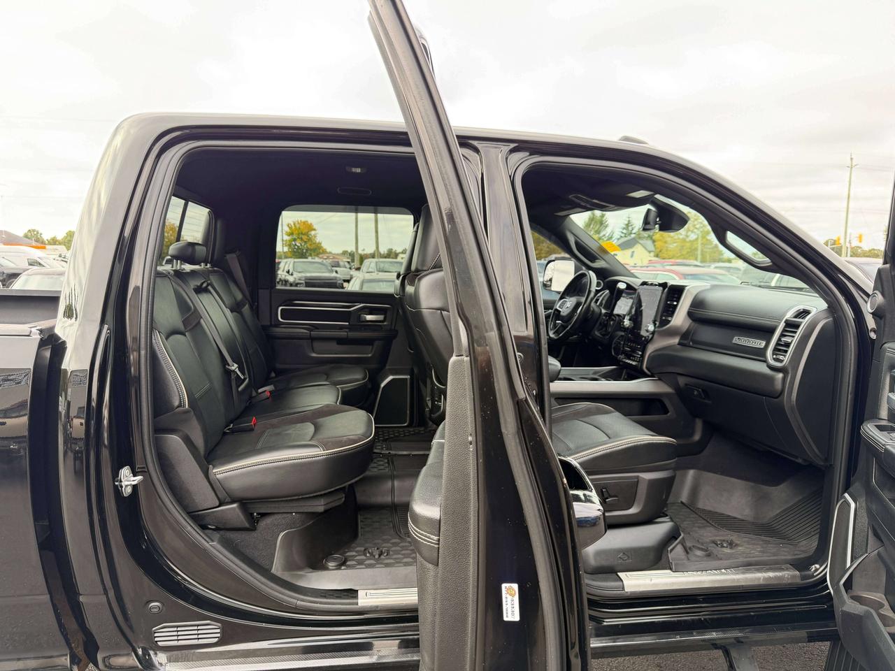 2020 RAM 2500 Laramie Photo