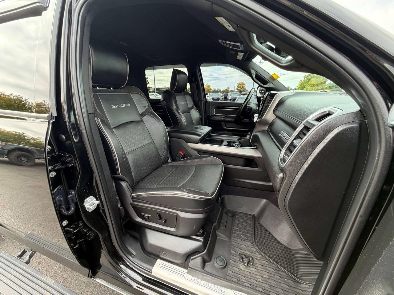 2020 RAM 2500 Laramie Photo