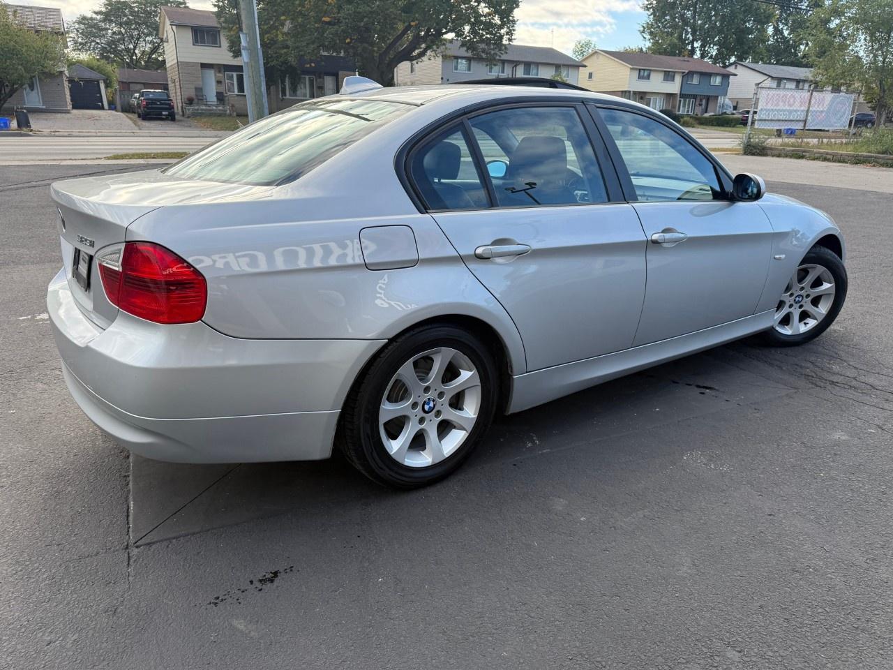 2008 BMW 3 Series 4dr Sdn 323i RWD Photo
