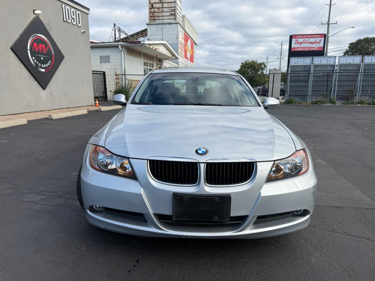 2008 BMW 3 Series 4dr Sdn 323i RWD Photo