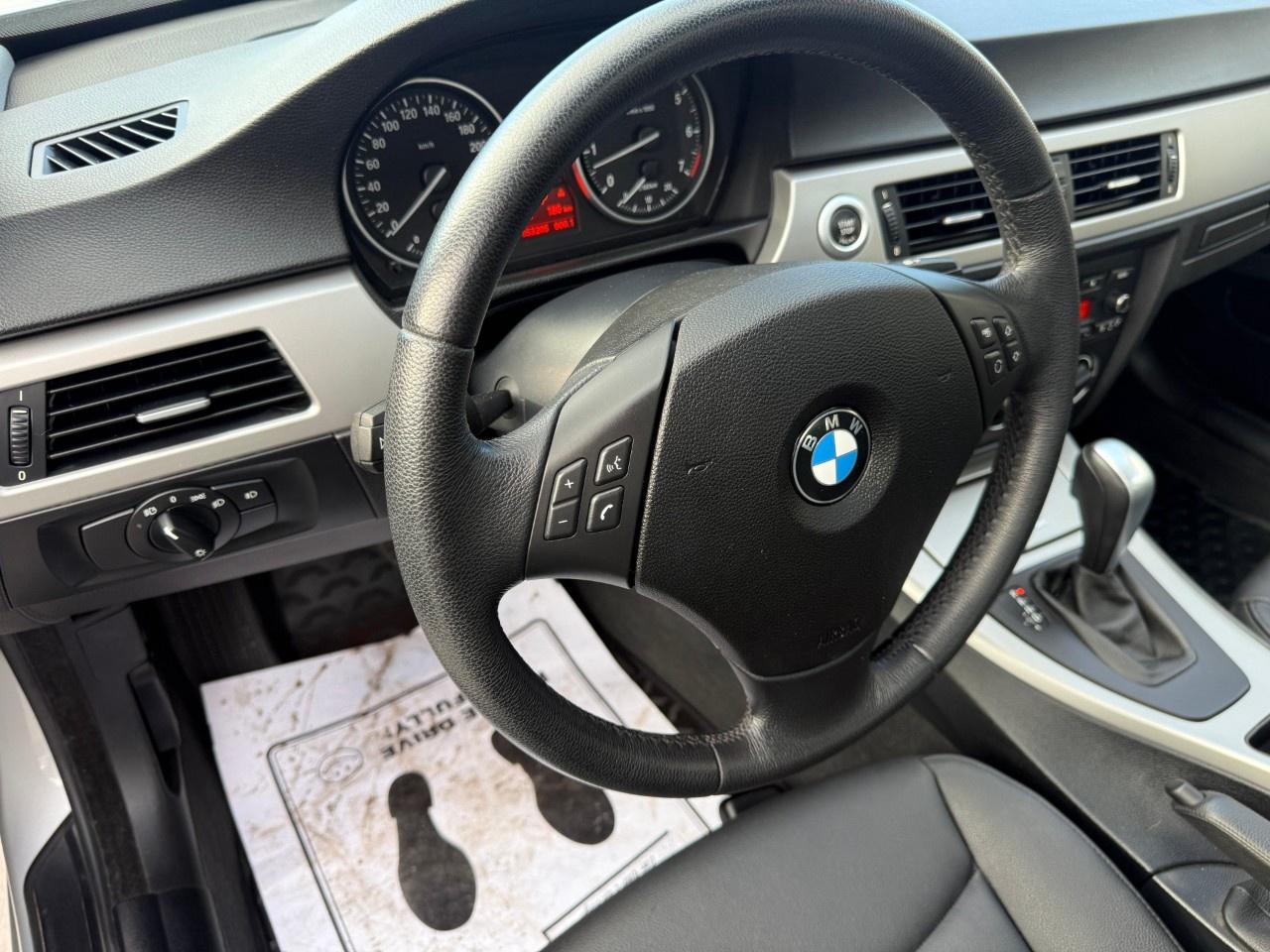 2008 BMW 3 Series 4dr Sdn 323i RWD Photo