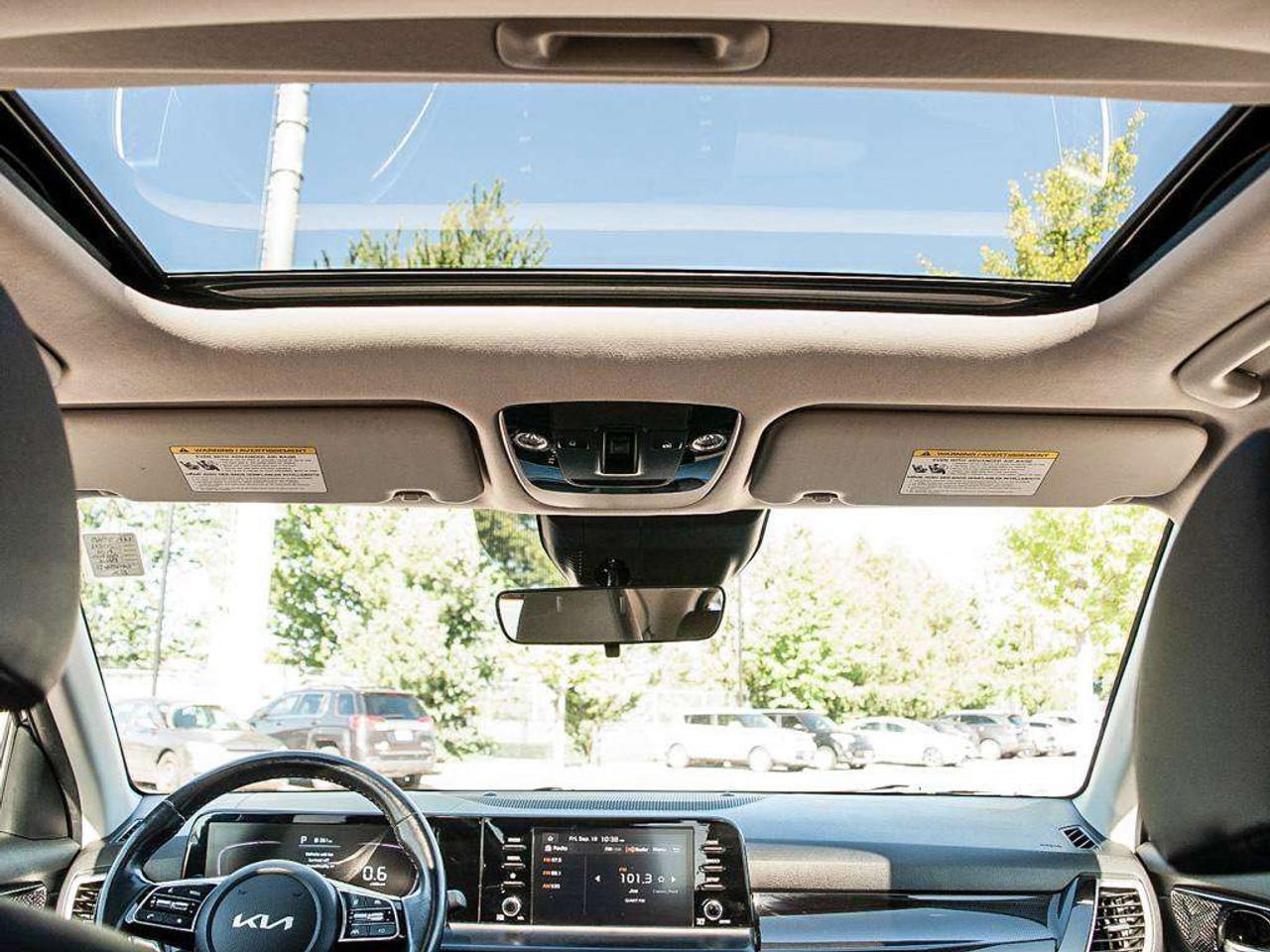 2024 Kia Seltos EX   AWD   Leather   Sunroof   Apple CarPlay   Heated Steering Wheel Photo