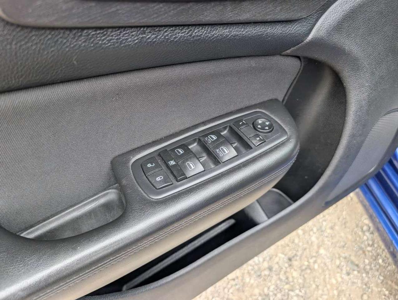 2016 Chrysler 200 Limited   HTD SEATS   BLUETOOTH Photo