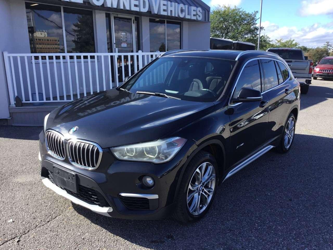 2017 BMW X1 AWD 4dr SAV Photo0