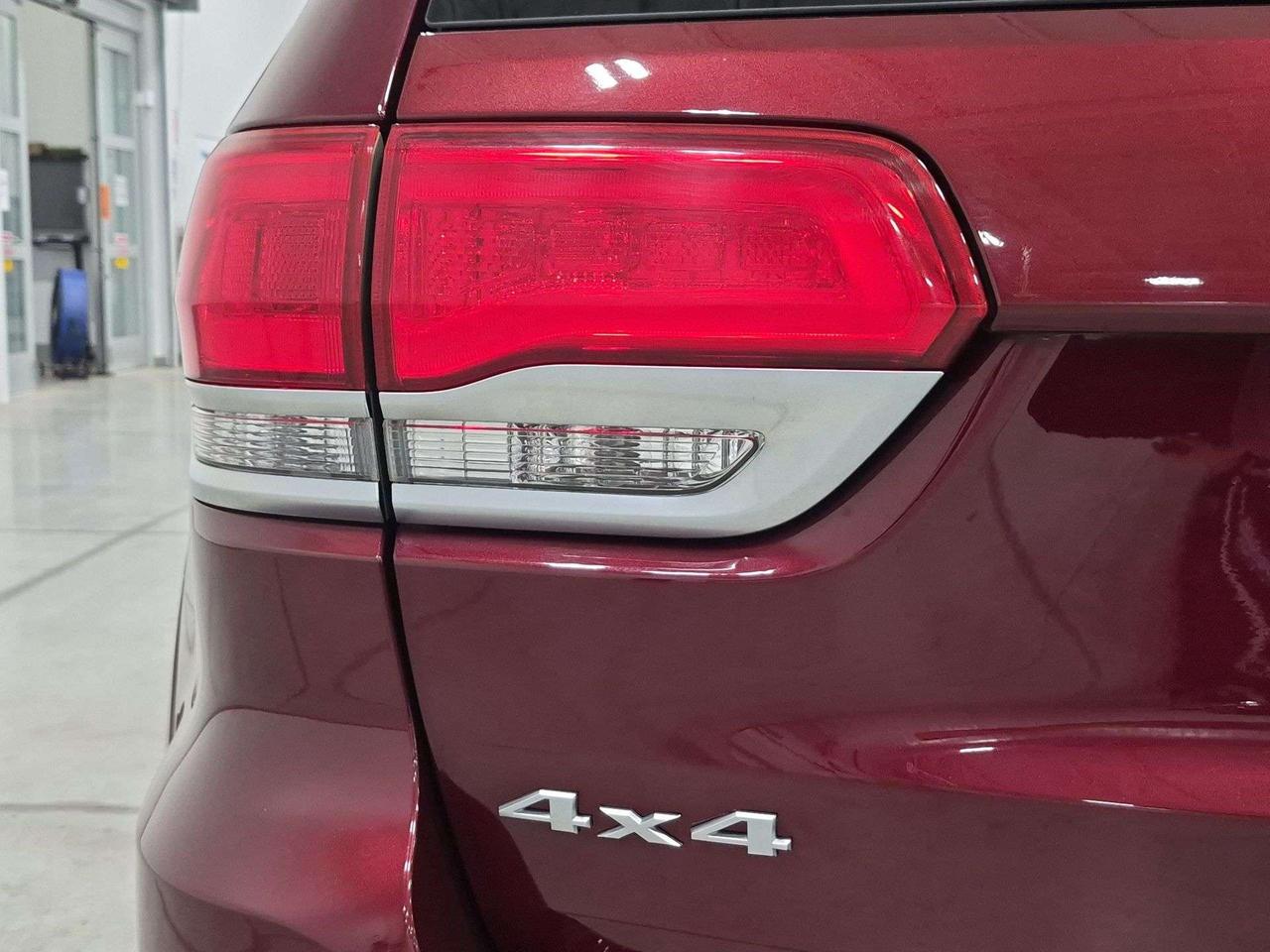2019 Jeep Grand Cherokee Summit 4x4, Pano Roof, Harman/Kardon Sound! Photo