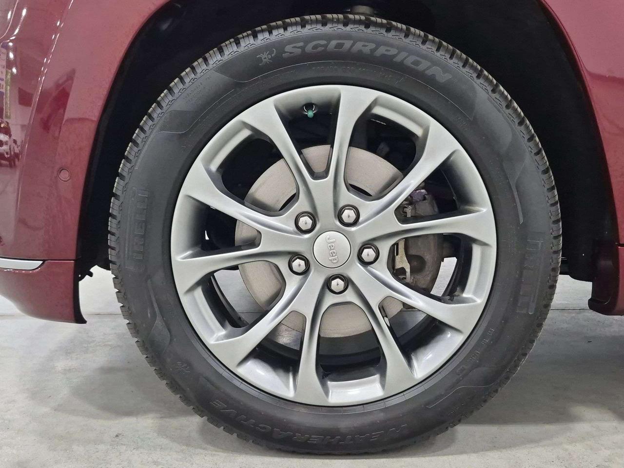 2019 Jeep Grand Cherokee Summit 4x4, Pano Roof, Harman/Kardon Sound! Photo