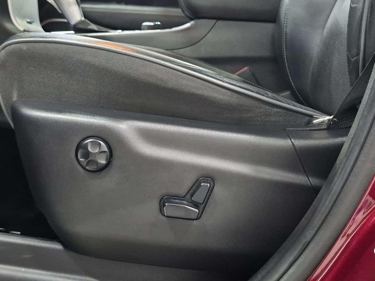 2019 Jeep Grand Cherokee Summit 4x4, Pano Roof, Harman/Kardon Sound! Photo