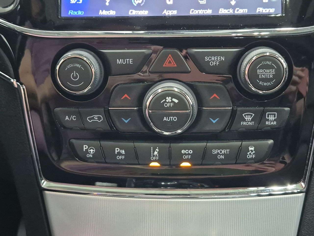 2019 Jeep Grand Cherokee Summit 4x4, Pano Roof, Harman/Kardon Sound! Photo