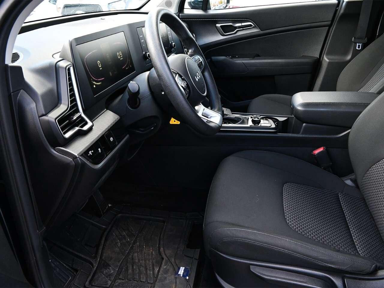 2023 Kia Sportage LX FWD Photo