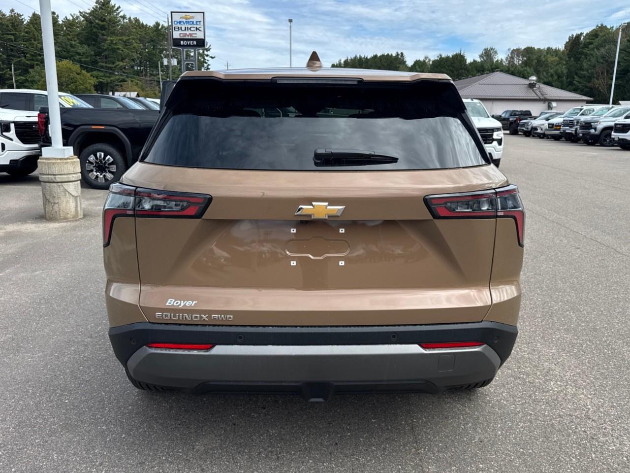2027 Chevrolet Equinox AWD LT Photo